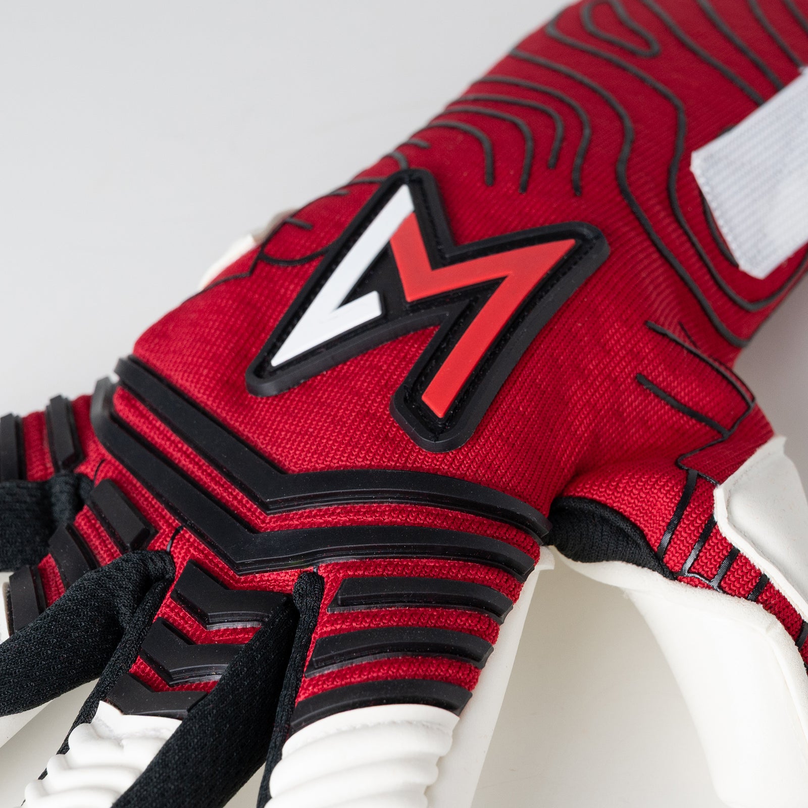 W1 Obsidian Red