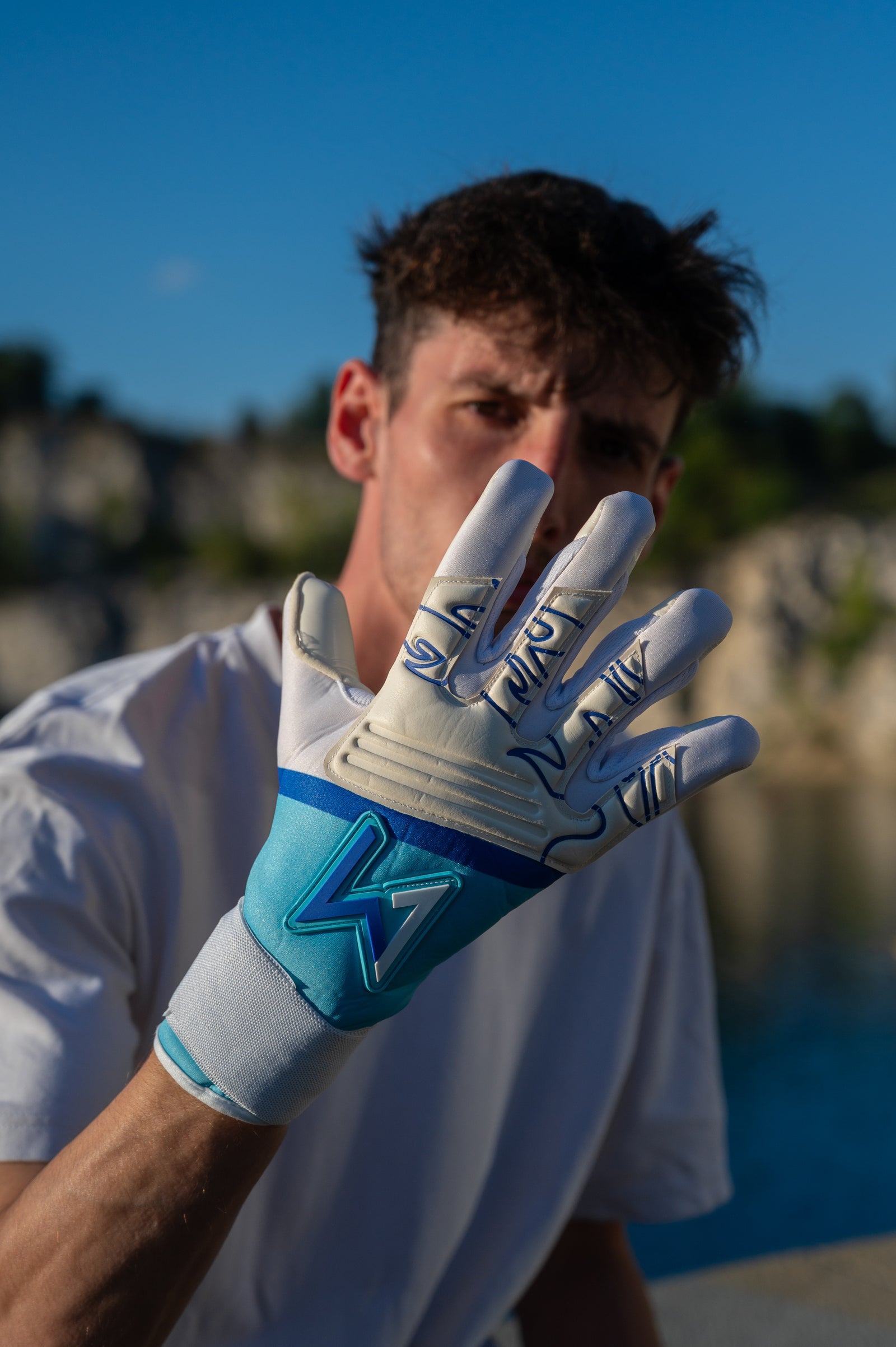 W1 Fuego Blue